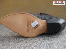 South Dakota schwarz / Python rot