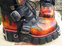 New Rock Boot Norfolk schwarz / rot