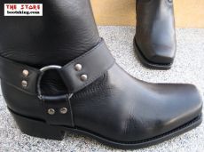 St. Johns black with Zip
