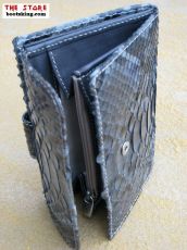 Geldbrse aus blau grauem Python Leder