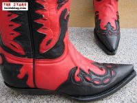 Nuevo Leon light red / black